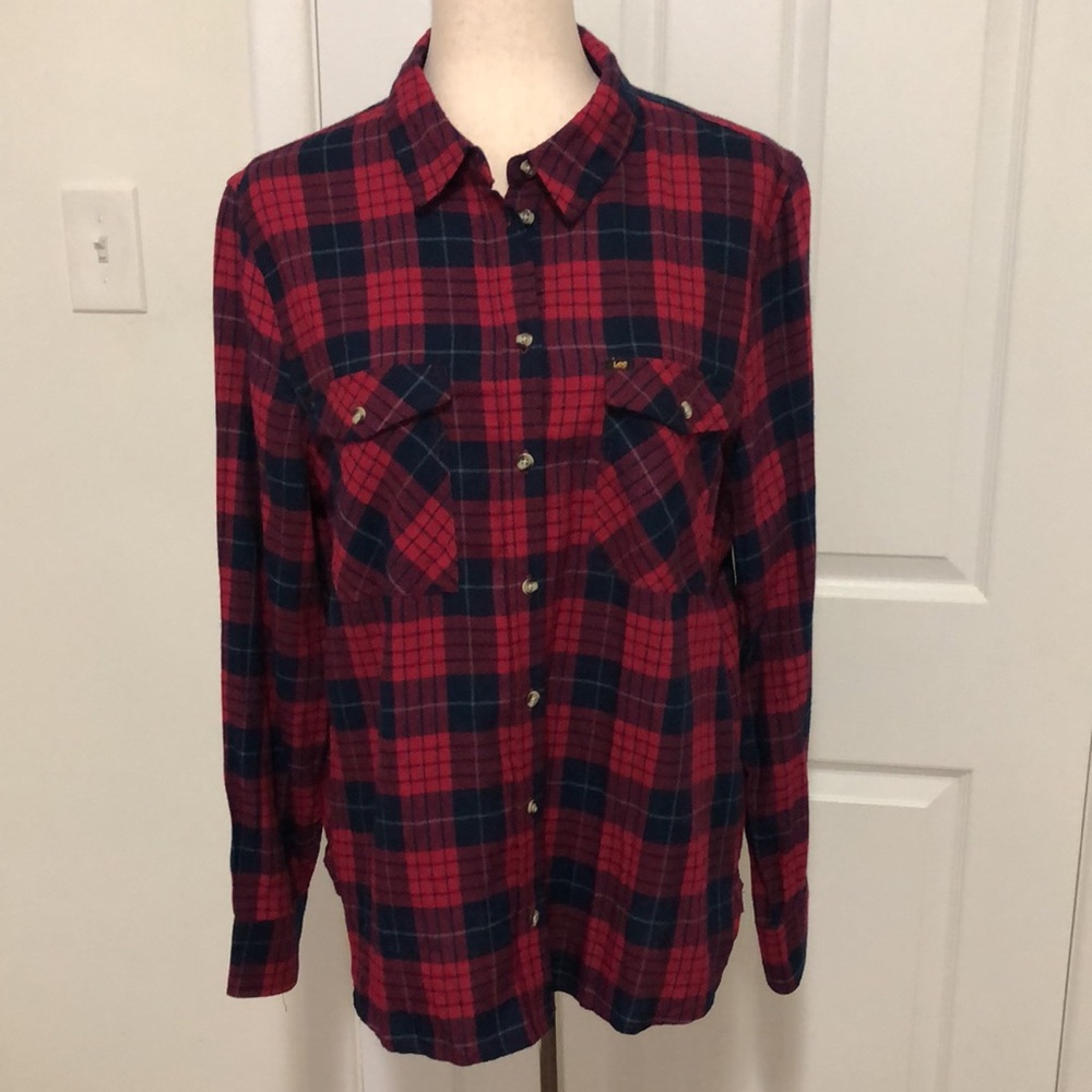 Lee Womens Flannel Buttoned Down Shirt Emblem On Back - Size XL